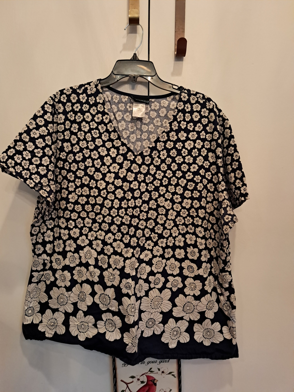 Cherokee Black and White Floral V-Neck Scrub Top